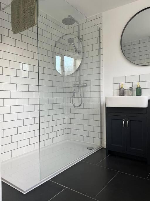 Willingham  Chic 2 Bedroom Cottage מראה חיצוני תמונה